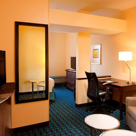 Fairfield Inn & Suites Houston Intercontinental Airport Экстерьер фото