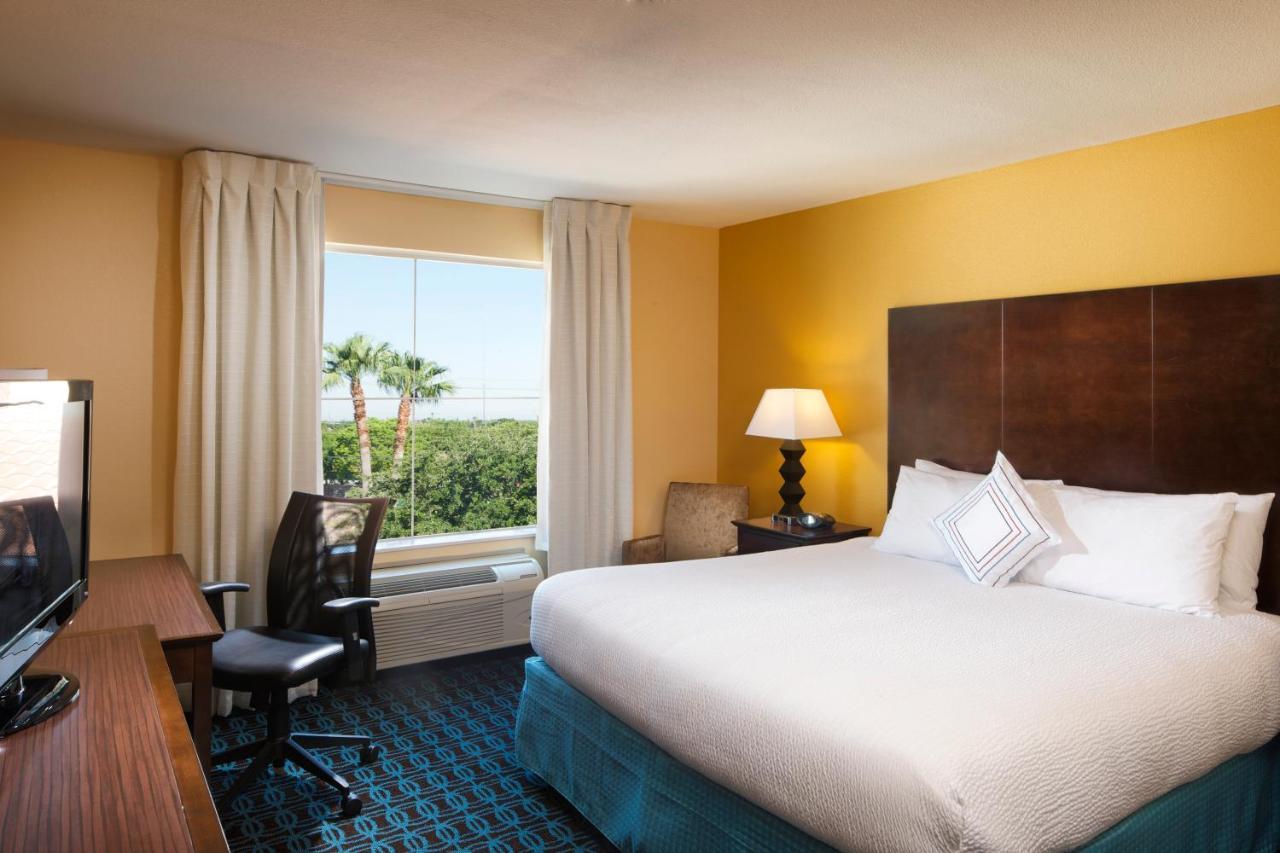 Fairfield Inn & Suites Houston Intercontinental Airport Экстерьер фото