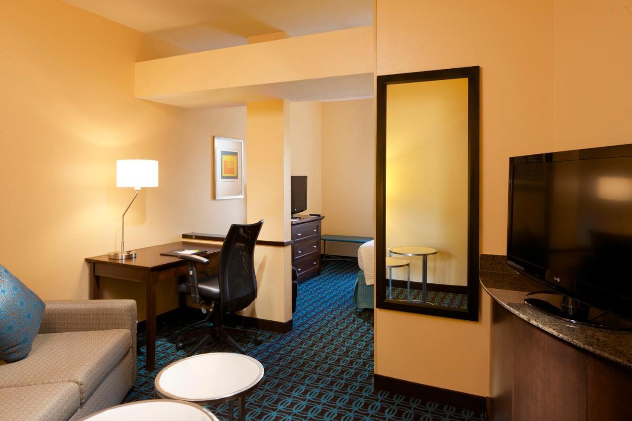 Fairfield Inn & Suites Houston Intercontinental Airport Экстерьер фото
