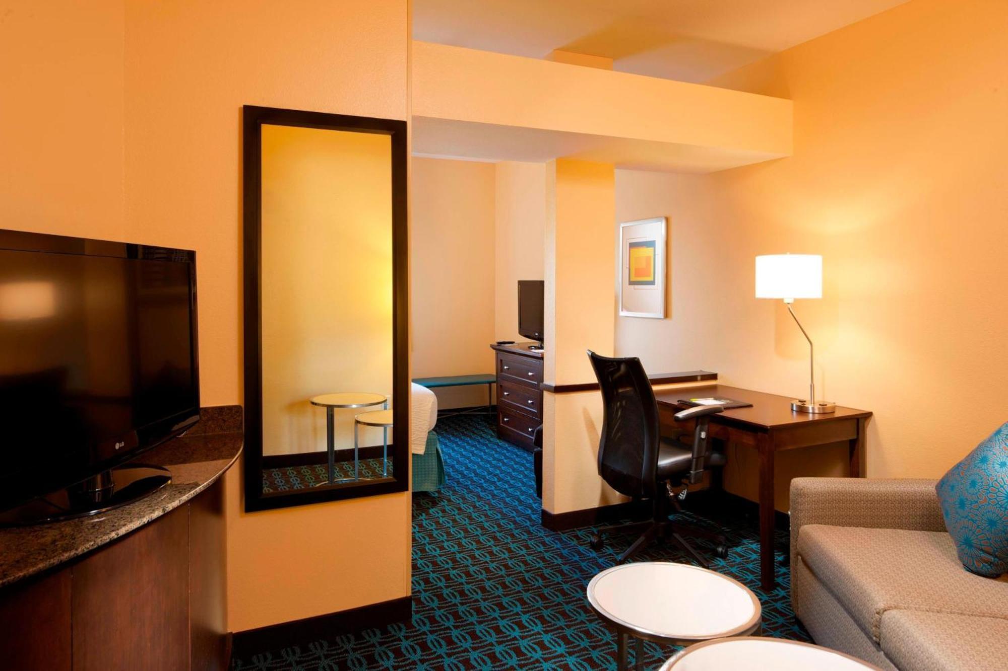 Fairfield Inn & Suites Houston Intercontinental Airport Экстерьер фото