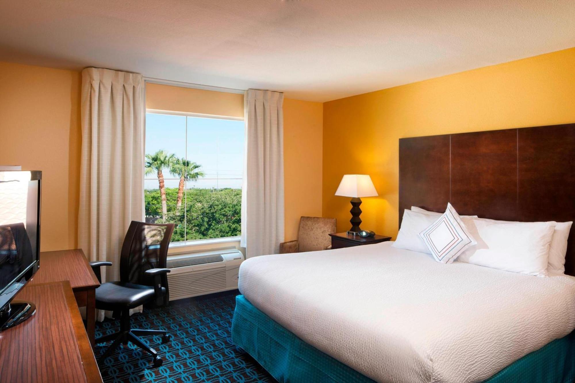 Fairfield Inn & Suites Houston Intercontinental Airport Экстерьер фото