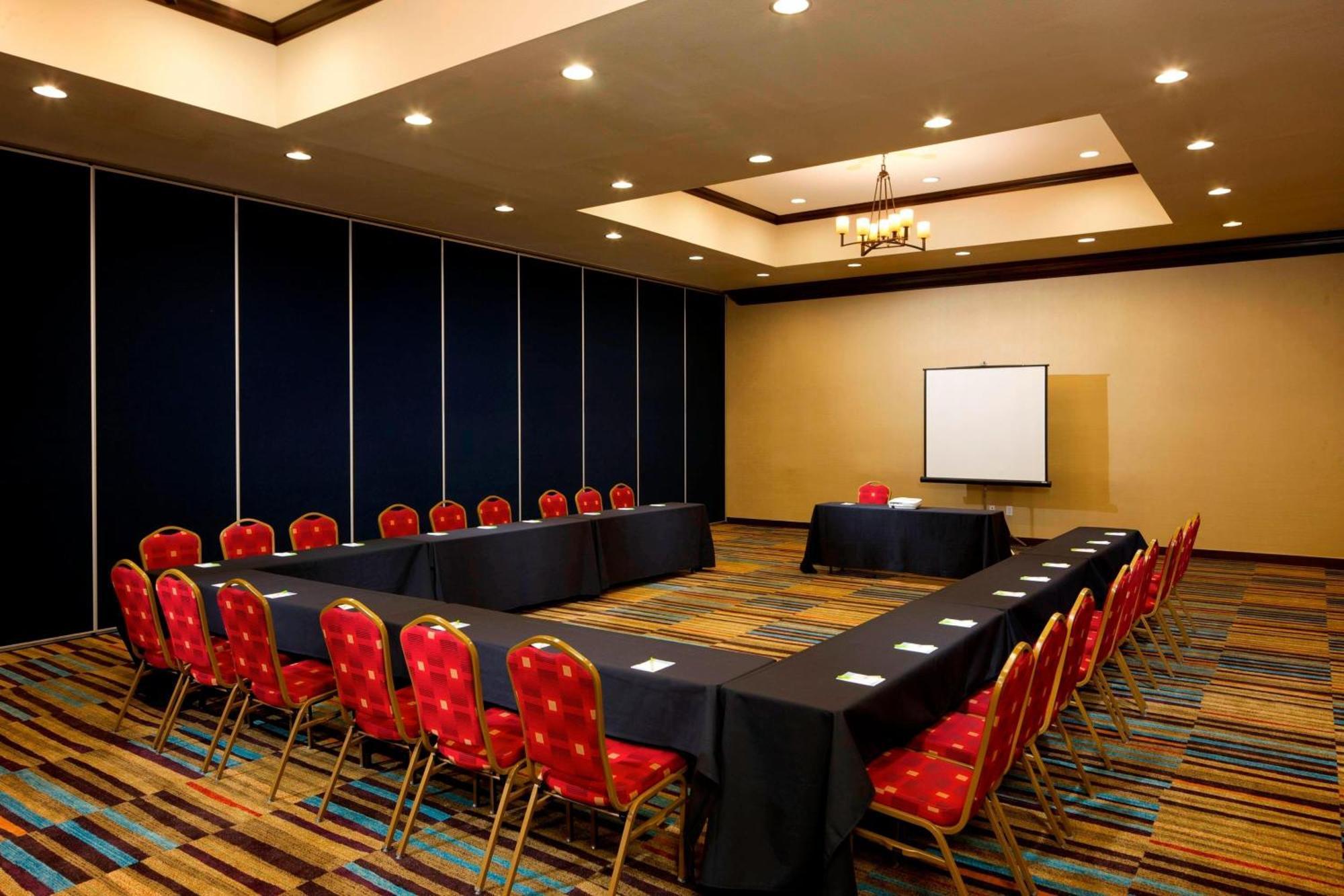 Fairfield Inn & Suites Houston Intercontinental Airport Экстерьер фото