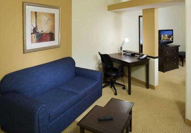 Fairfield Inn & Suites Houston Intercontinental Airport Экстерьер фото