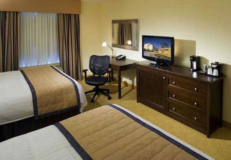 Fairfield Inn & Suites Houston Intercontinental Airport Экстерьер фото